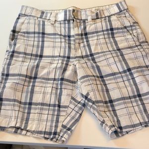 Sonoma Flat front shorts waist 32
